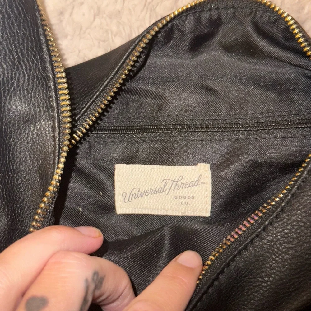 Universal Threads Women's Shoulder Bag